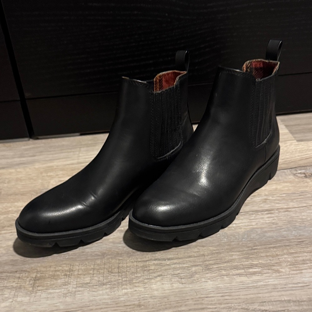 b.o.c. Black Ankle Boots
